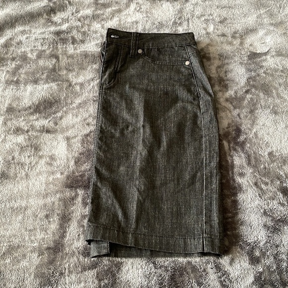 Santana Jean Skirt Black Size 8 - Picture 6 of 7